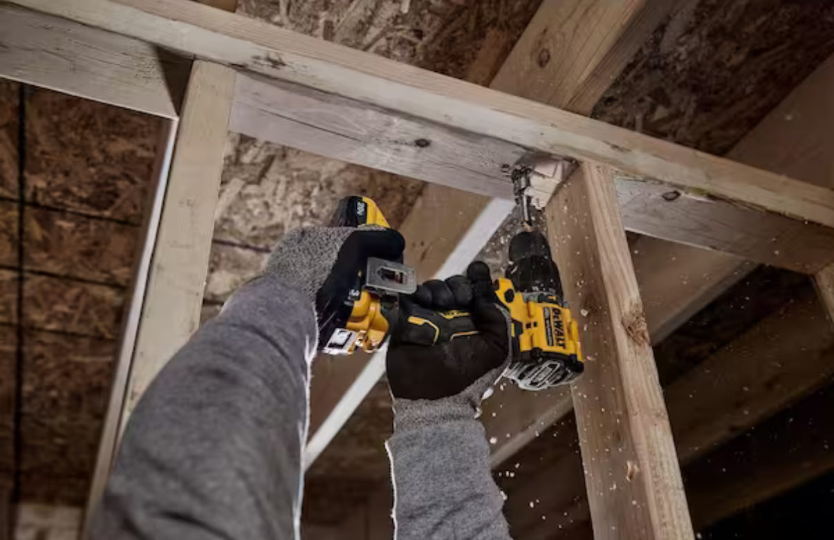 DEWALT ATOMIC 20V MAX 1/2” Hammer Drill – Solo herramienta