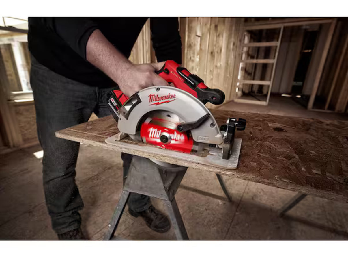 Sierra Circular Milwaukee M18 Brushless 7-1/4” – NUEVA