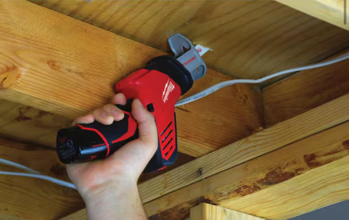 Milwaukee M12 HACKZALL Reciprocating Saw – Solo herramienta